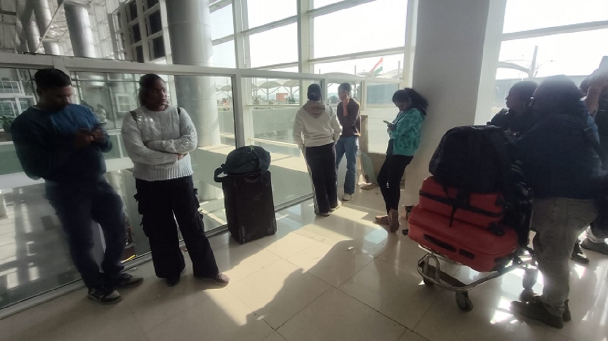 indigo flights disrupted at chandigarh airport cancellations delays