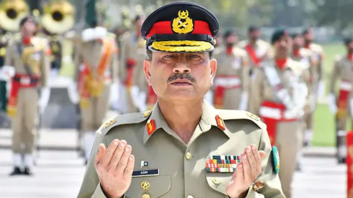asim munir appointed as pakistans first chief of defence forces immunity under shehbaz government