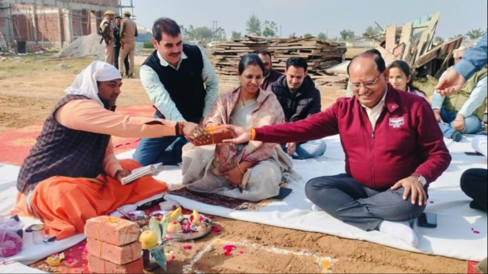 amroha to get new ninelayer tennis court