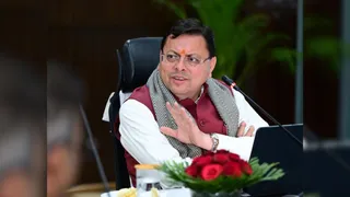 सचिवालय में आयोजित जड़ी-बूटी सलाहकार समिति की बैठक में मौजूद मुख्यमंत्री पुष्कर सिंह धामी।