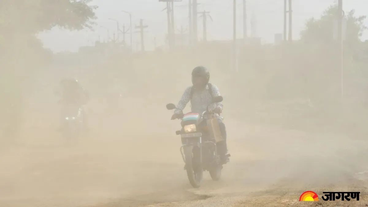road maintenance 200 vans inspect 490km remove debris