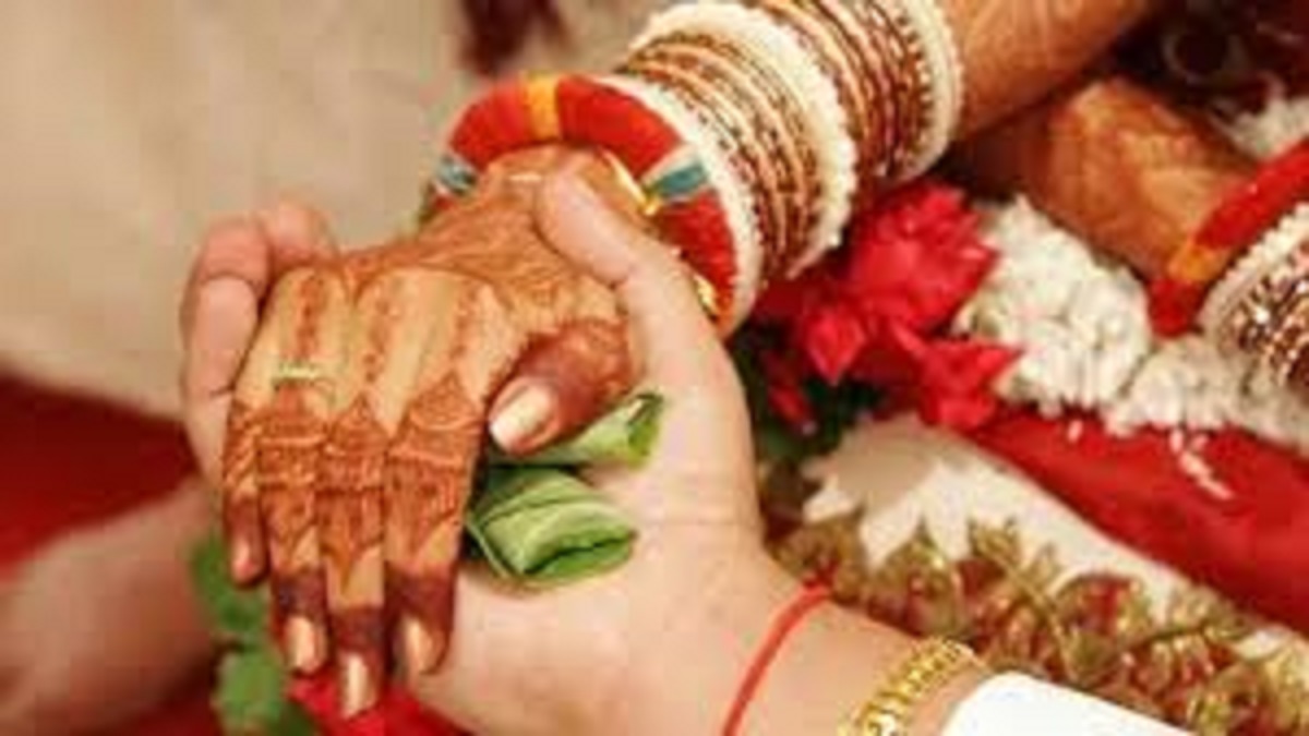 prayagraj brother in law throws sindoor on sister in law engagement cancelled