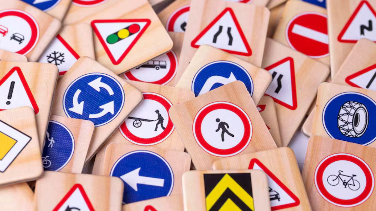 20 essential traffic signs and their meanings driver and pedestrian must knows