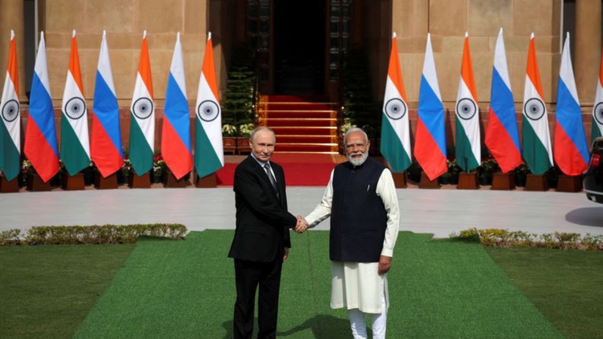 pm modi to putin india russia relations should grow and touch new heights