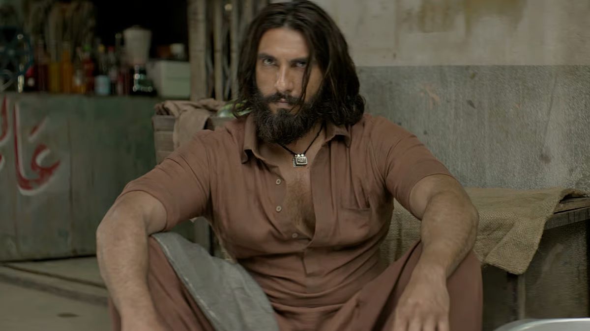 dhurandhar after yami gautam casting director mukesh chabbra calls out for unnecessary negative review