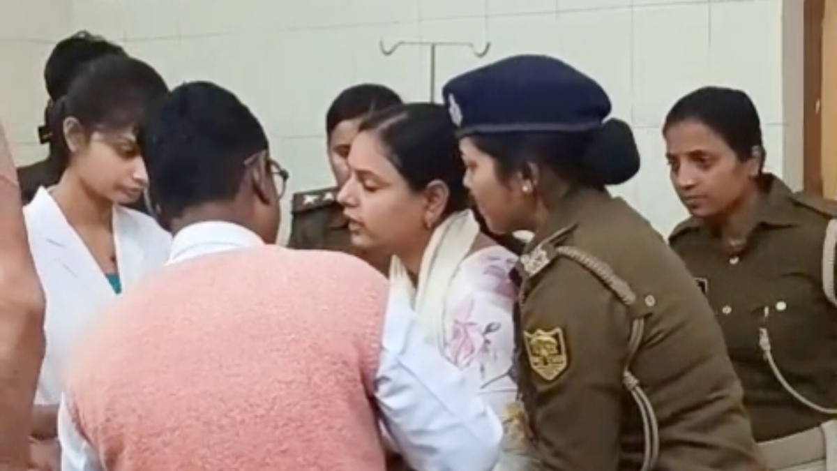 bihar woman cuts wrist over lovers home visit demand