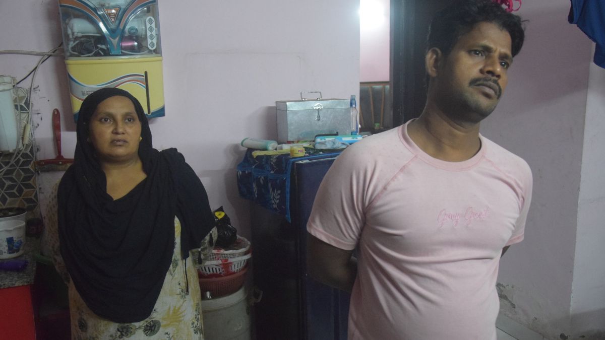 moradabad police fails to identify 2000 infiltrators bangal aadhaar card shielding illegal immigrants