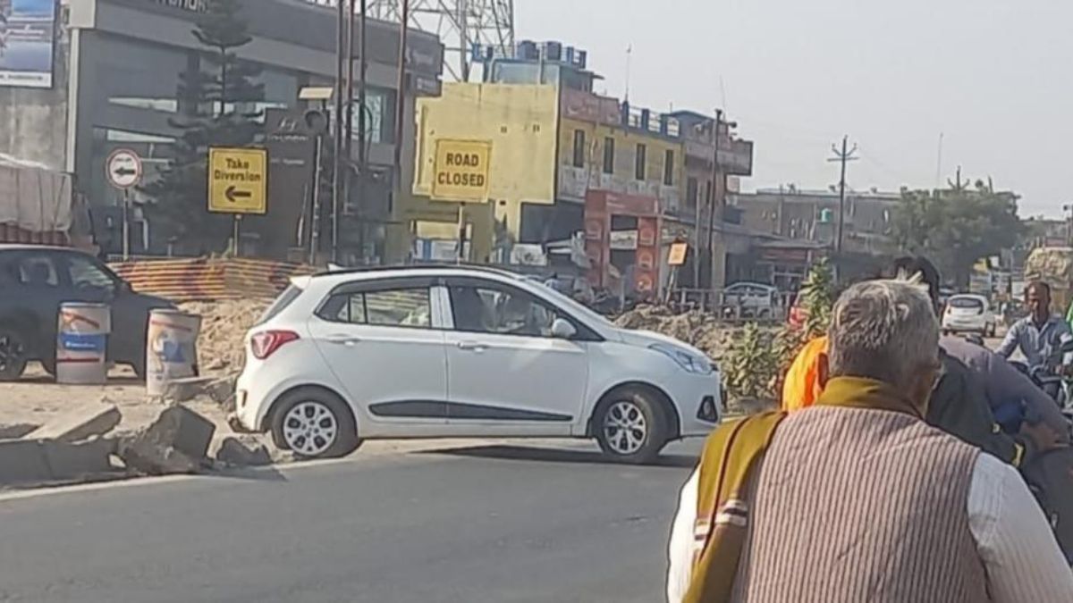 nh 24 delhi lucknow highway 45 illegal cuts fatal accidents official negligence shahjahanpur road safety hazard