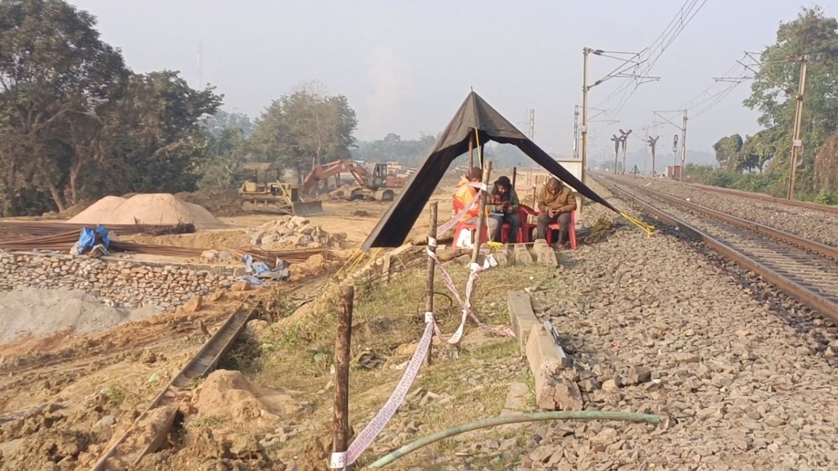 landslide disrupts chakradharpur rail division train traffic affected
