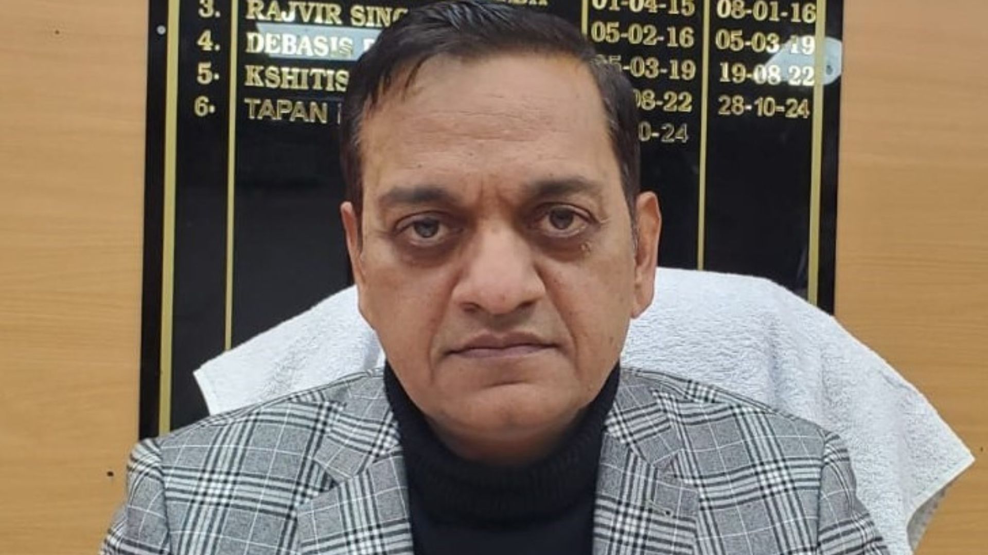 crackdown on guest houses in east delhi license verification underway