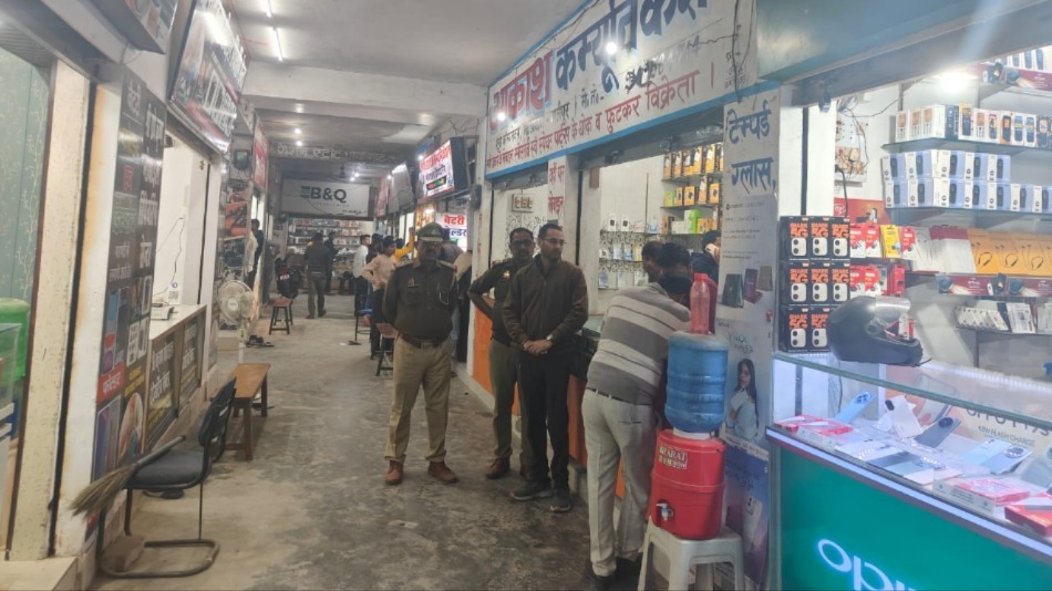 11 child laborers found working in shops notices issued