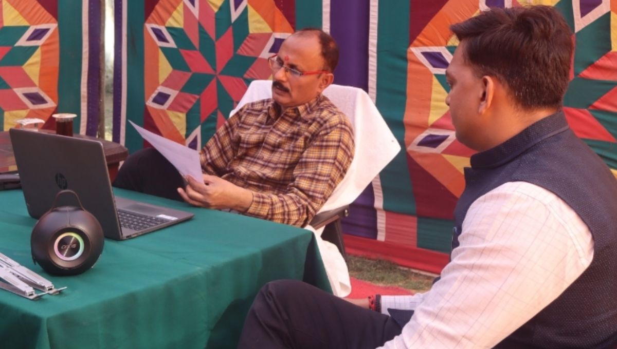 gorakhpur grp pickets to be deployed at train slowdown spots