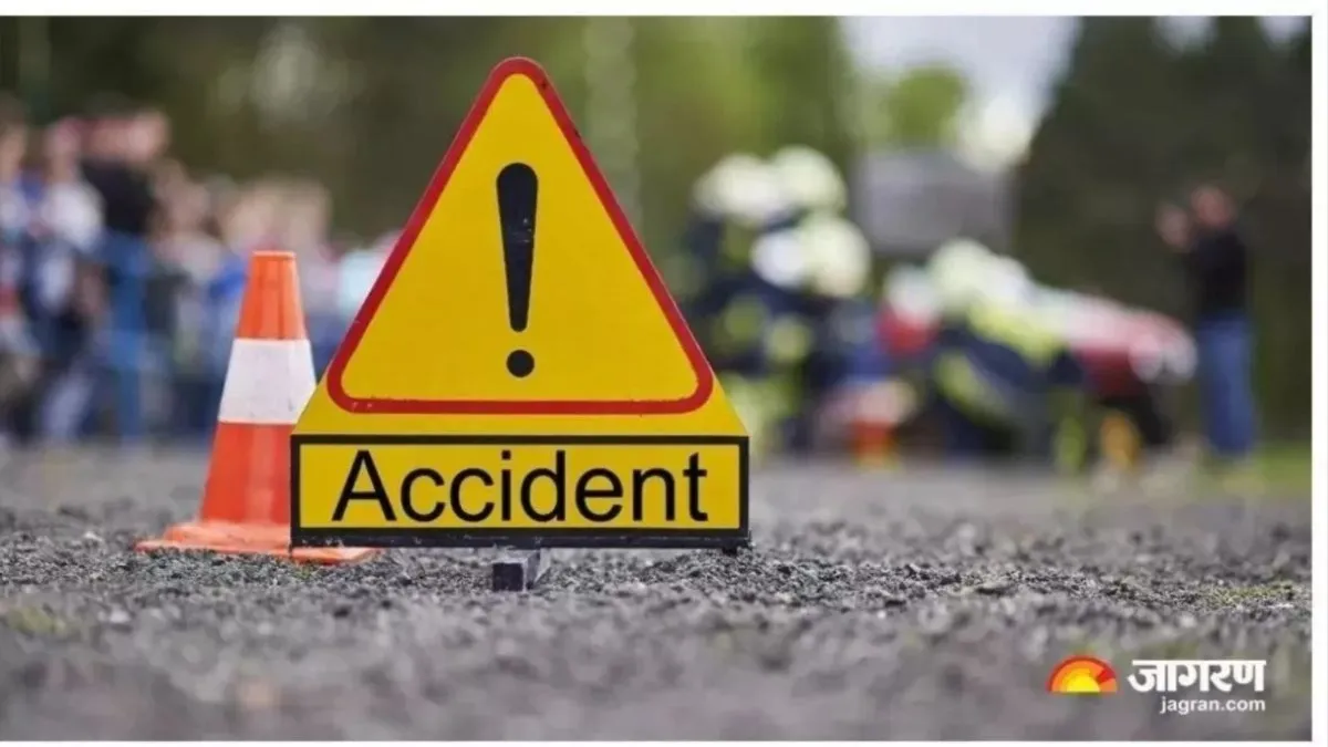 balilia tractor trolley accident one dead two injured in straw collision