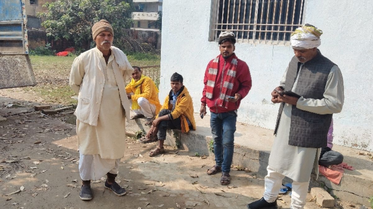 road accident in chhapra man dies returning from wedding