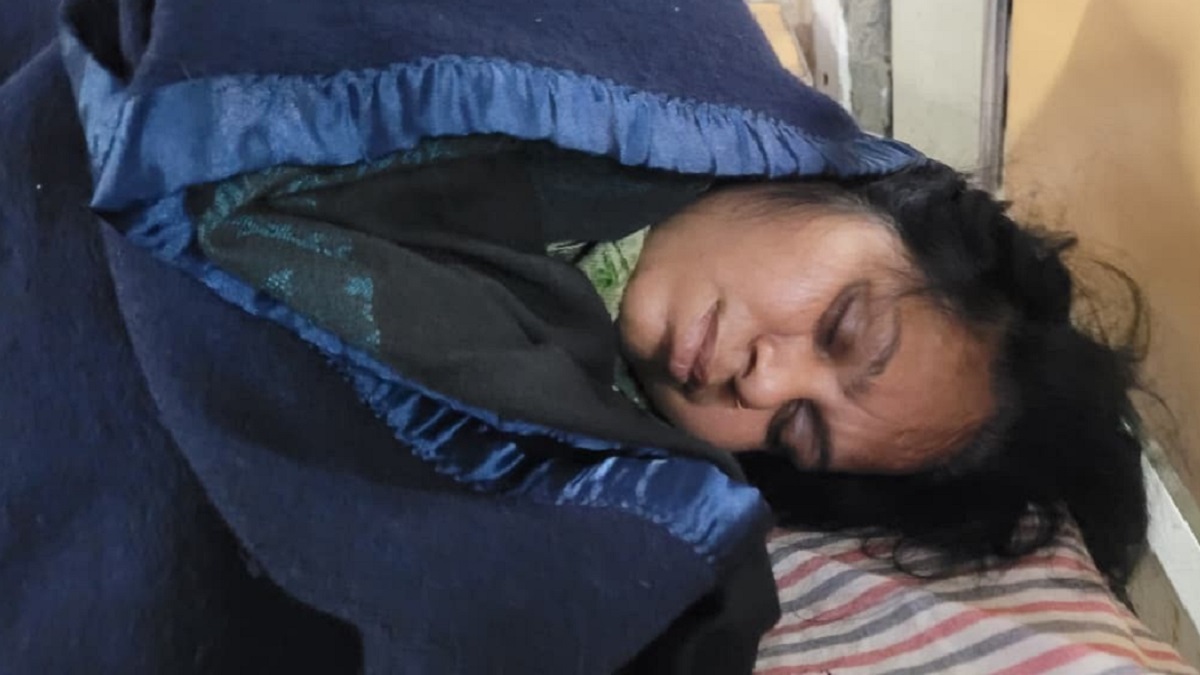 woman attempts suicide in meerut accusations of police harassment