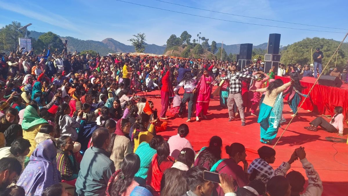 bunkhal mela devotees throng kalinka mata temple