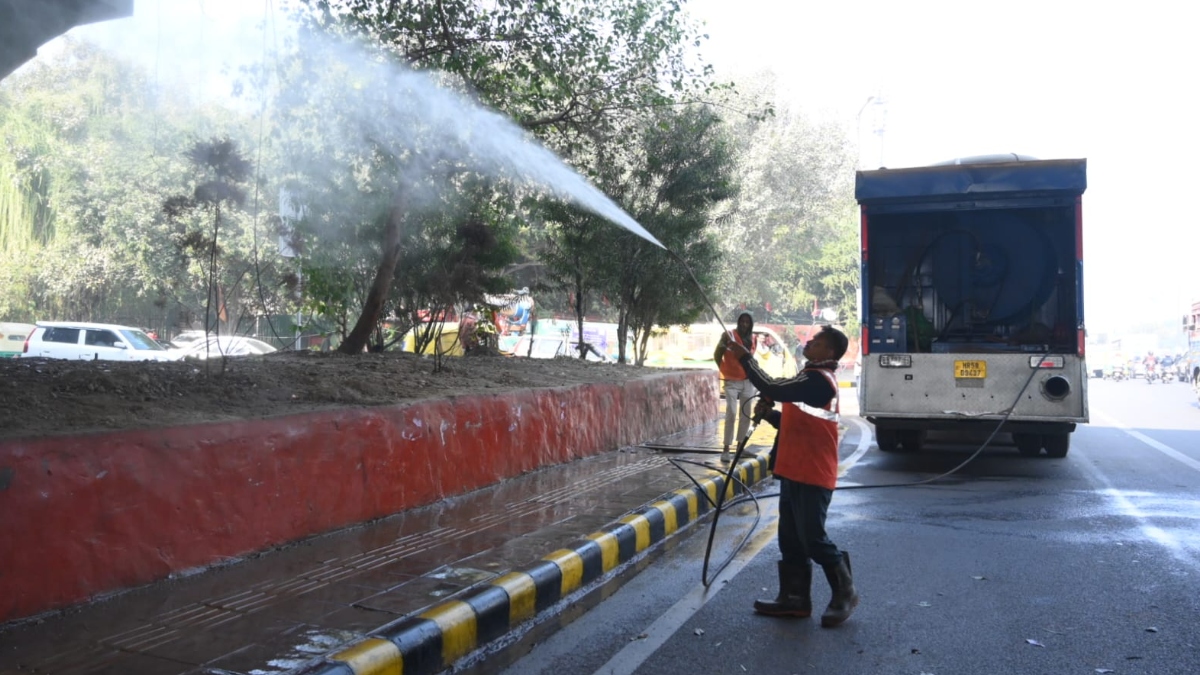 delhi government launches antipollution drive comprehensive cleaning campaign