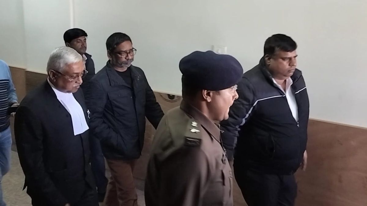 cm hemant soren appear before the mp mla court in ranchi in ed summons case