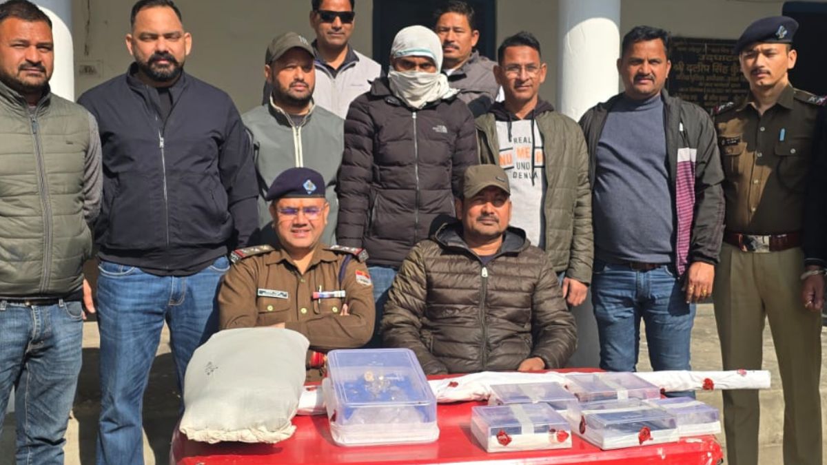 interstate smuggler arrested with automatic pistols and ammunition connection with the nabha jail break