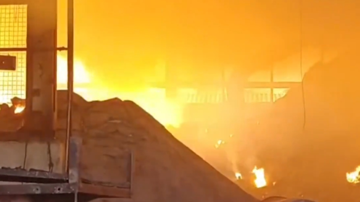 gujarat massive fire at bn industry in valsad goods worth lakhs gutted