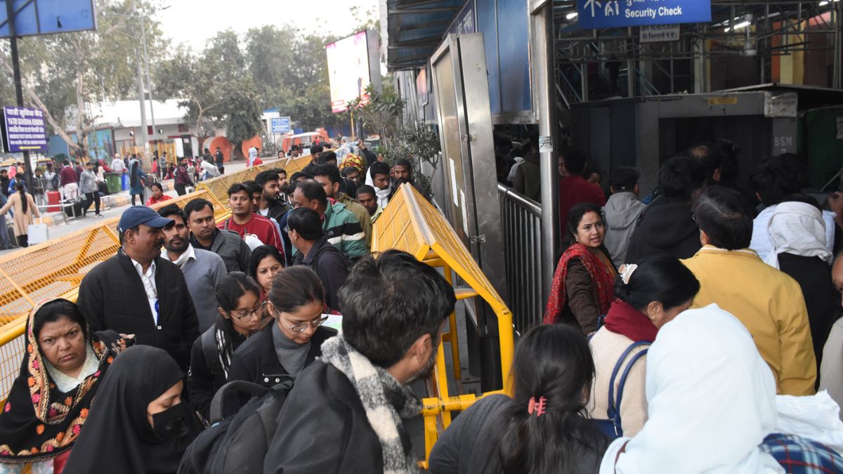 indigo flight crisis passengers stranded facing financial hardship