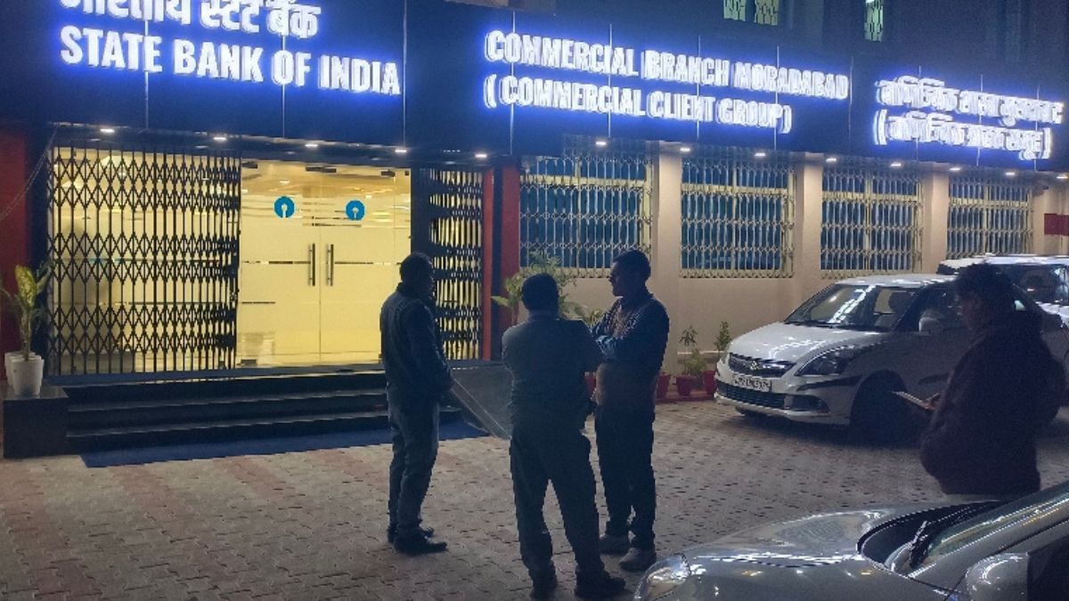 sbi muradabad deputy manager embezzles 55 lakh forex exporter accounts