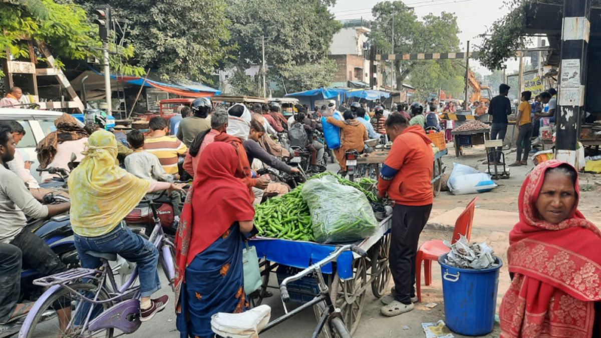 bhanwat chauraha railway crossing will remain closed for four days