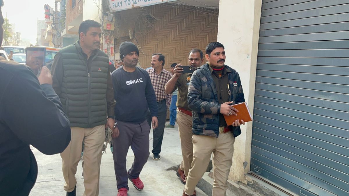 modinagar murder son confesses to killing mother at police station