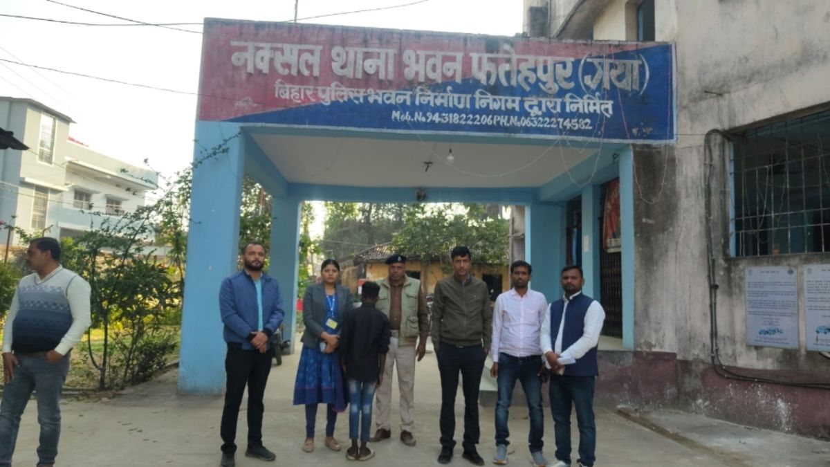 child labor rescue raid in fatehpur hotel minor rescued