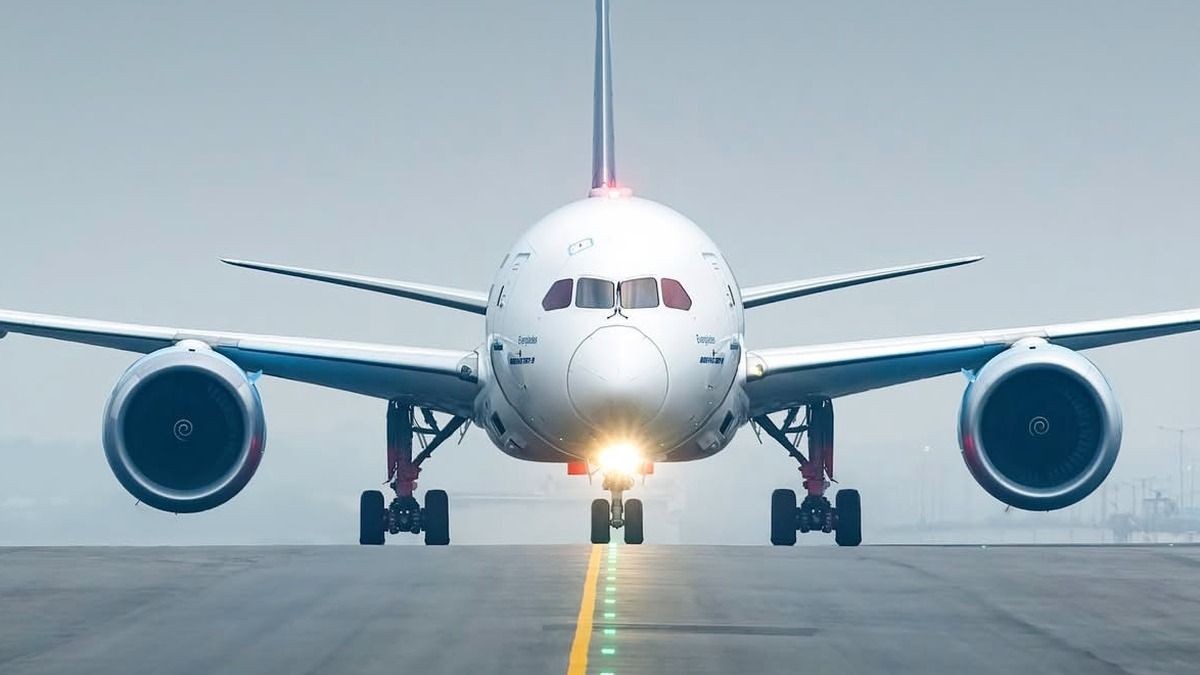 indigo flights improve at delhi igi airport after midnight