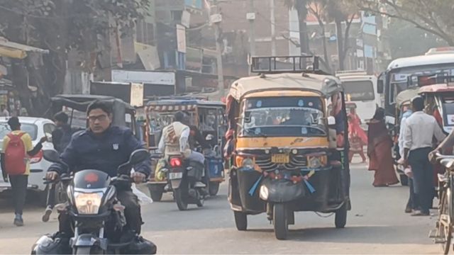 Bulldozer Action: नवादा में चलेगा बुलडोजर, सिरदला बाजार होगा अतिक्रमण मुक्त; थानाध्यक्ष ने दिए निर्देश

