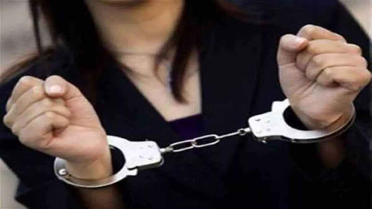 delhi 5 women arrested in jewelry theft case