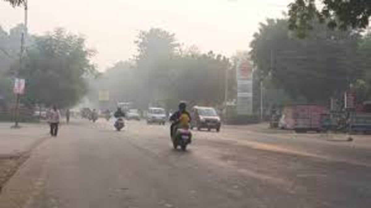 aqi in prayagraj improves air pollution below 200 relief may be temporary