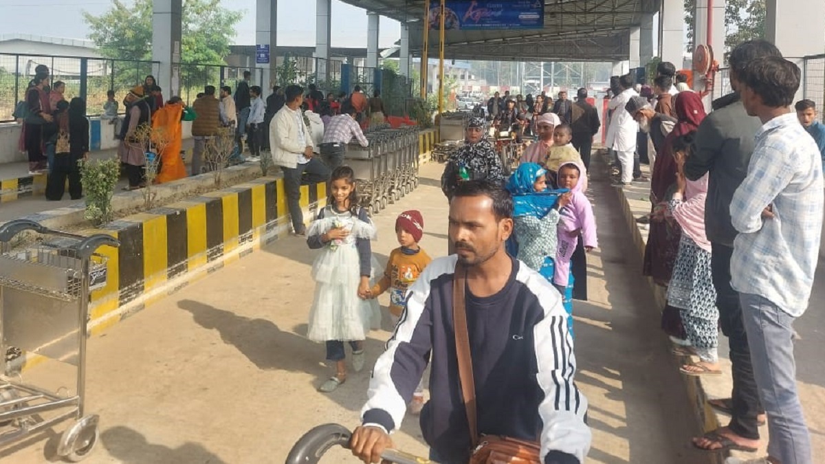 darbhanga airport indigo flights resume hyderabad route disrupted