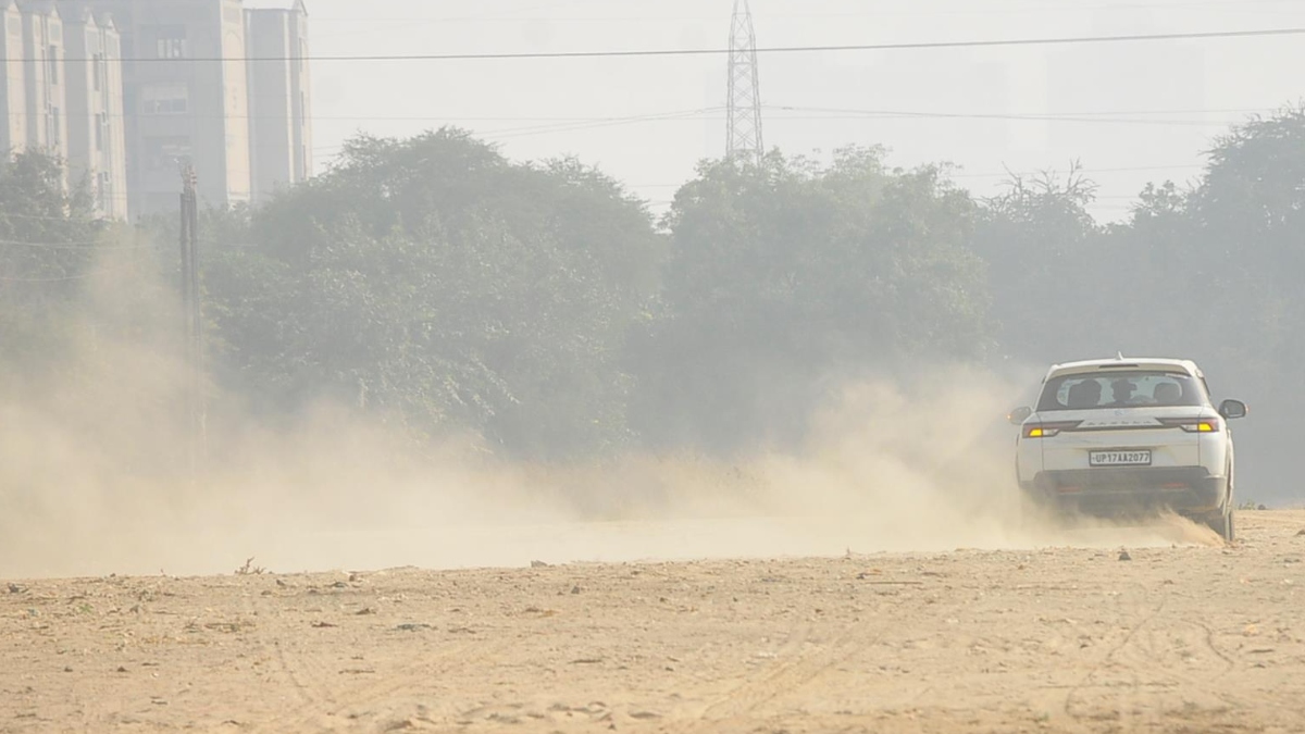 ghaziabad air quality aqi improves but still third most polluted city