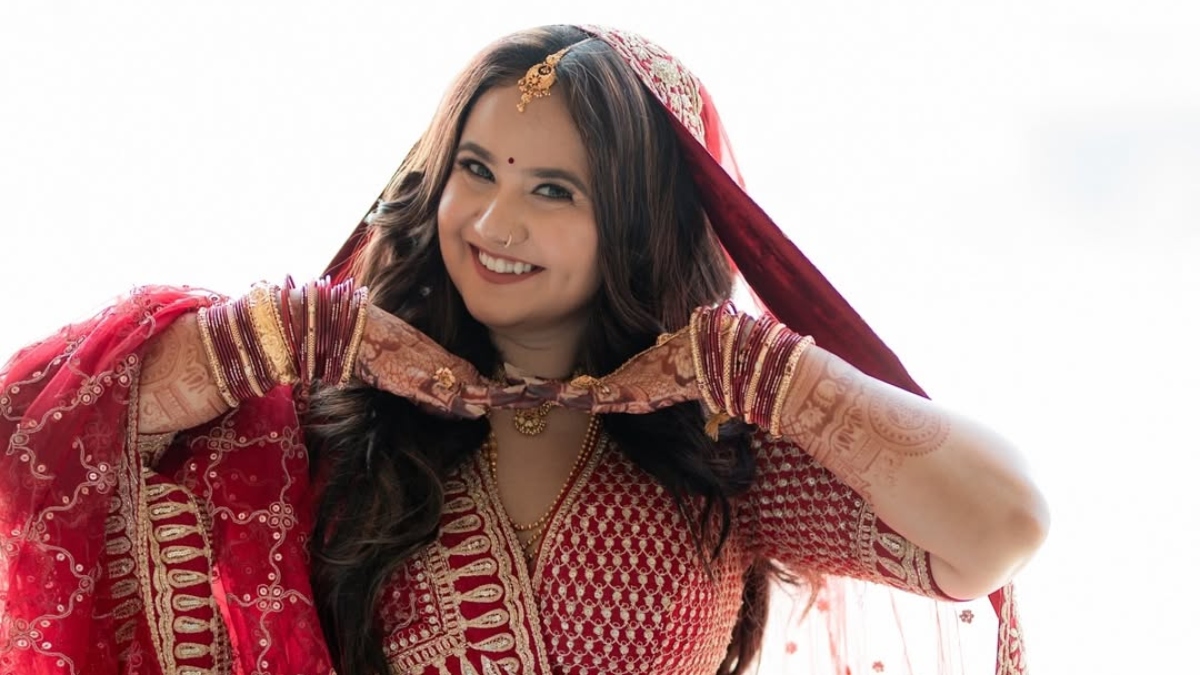 sapne suhane ladakpan ke actress roopal tyagi ties the knot with nomish bhardwaj wedding photos goes viral