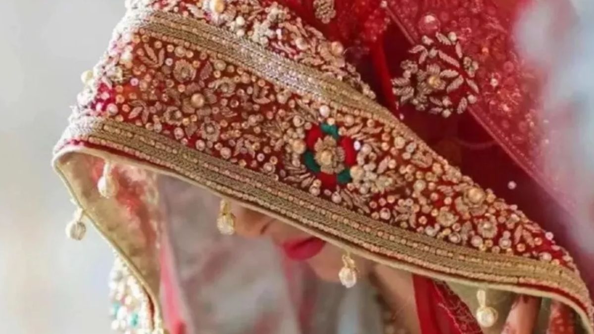 girl and her friends beat young man after refused to marry in roorkee