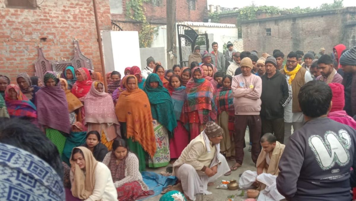 jaluan station in charges death sparks mourning in sant kabir nagar