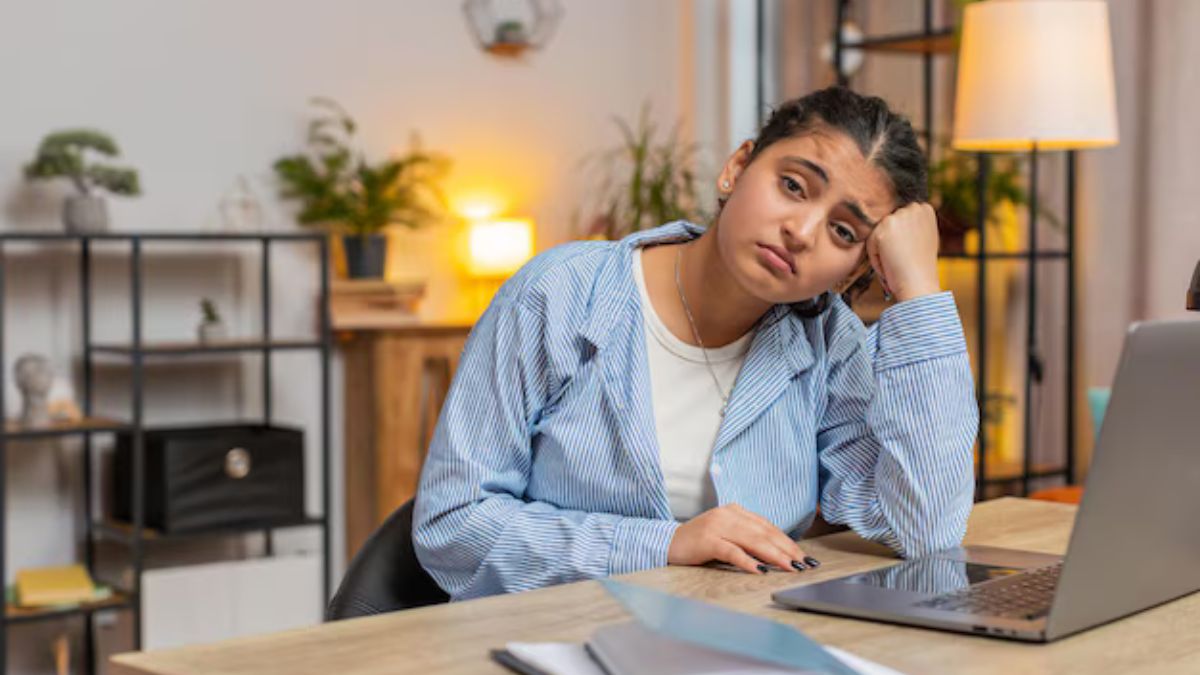 5 ways you are ruining your own happiness and how to stop