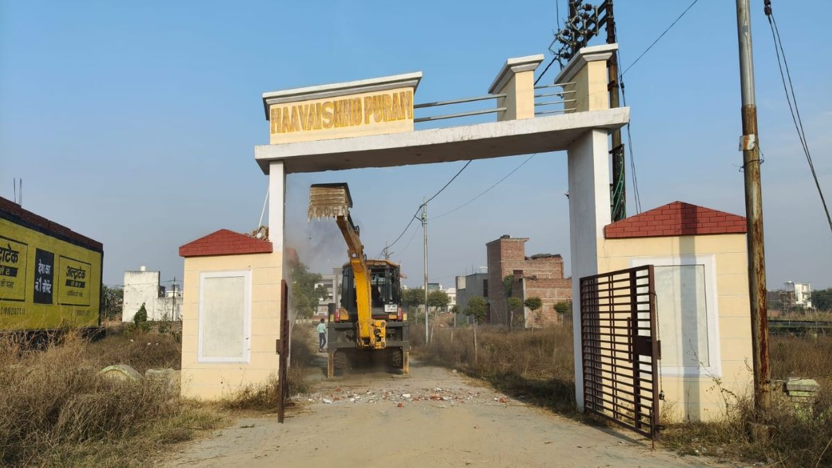 hathras administrations bulldozer demolished illegal colony