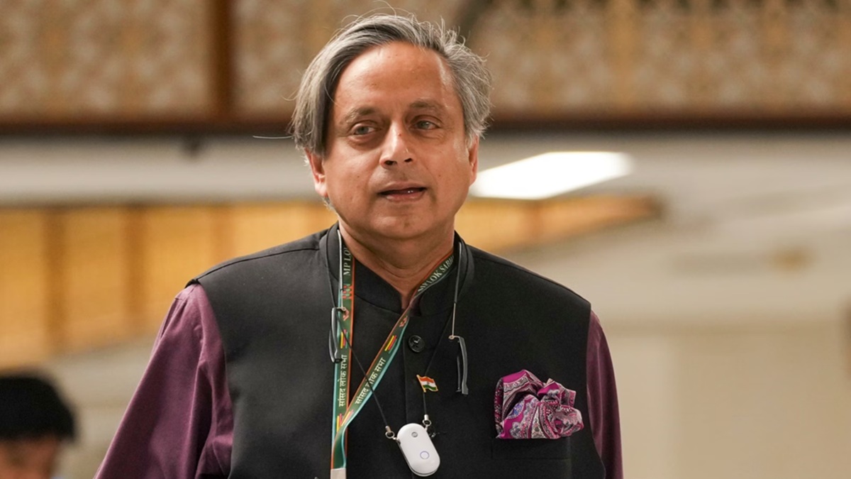 shashi tharoor said this on dinner with putin