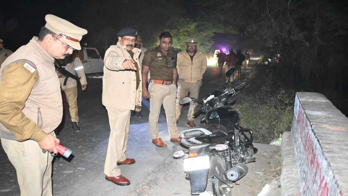 azamgarh man shot dead over land dispute police investigate