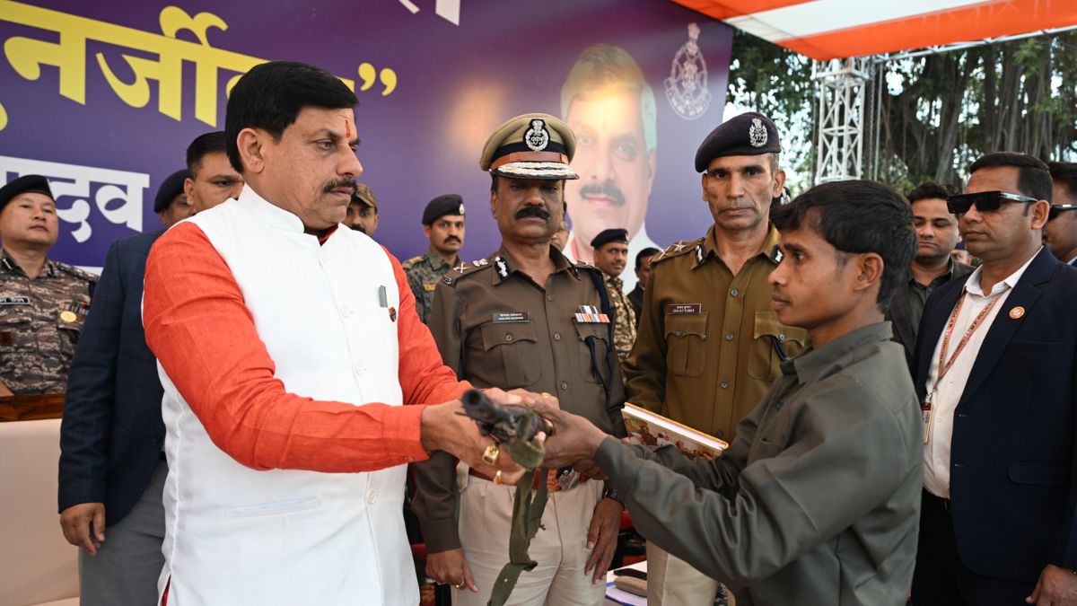 naxalites surrender to cm mohan yadav rehabilitation assured