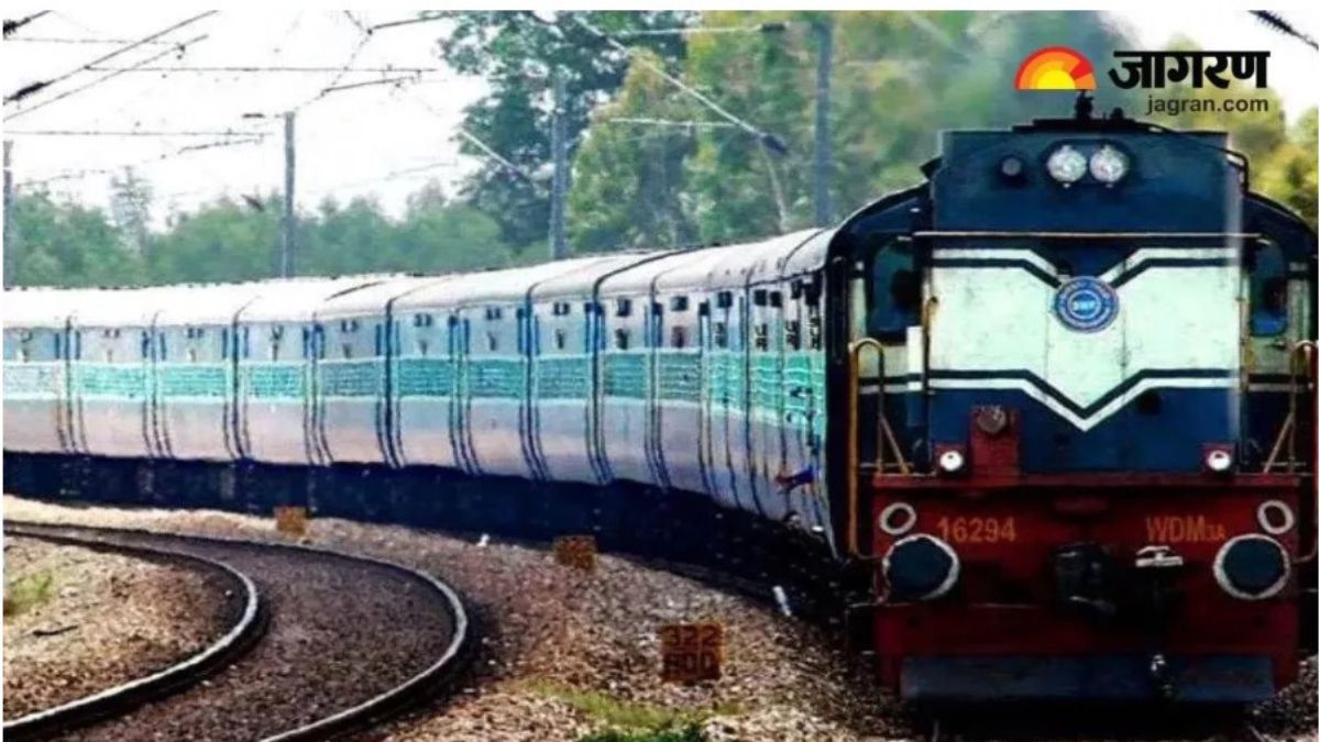 railways launched four special express trains between prayagraj and new delhi