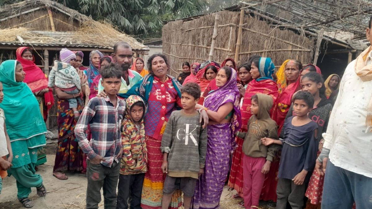 murder of laborer in bihar body found near sugarcane field