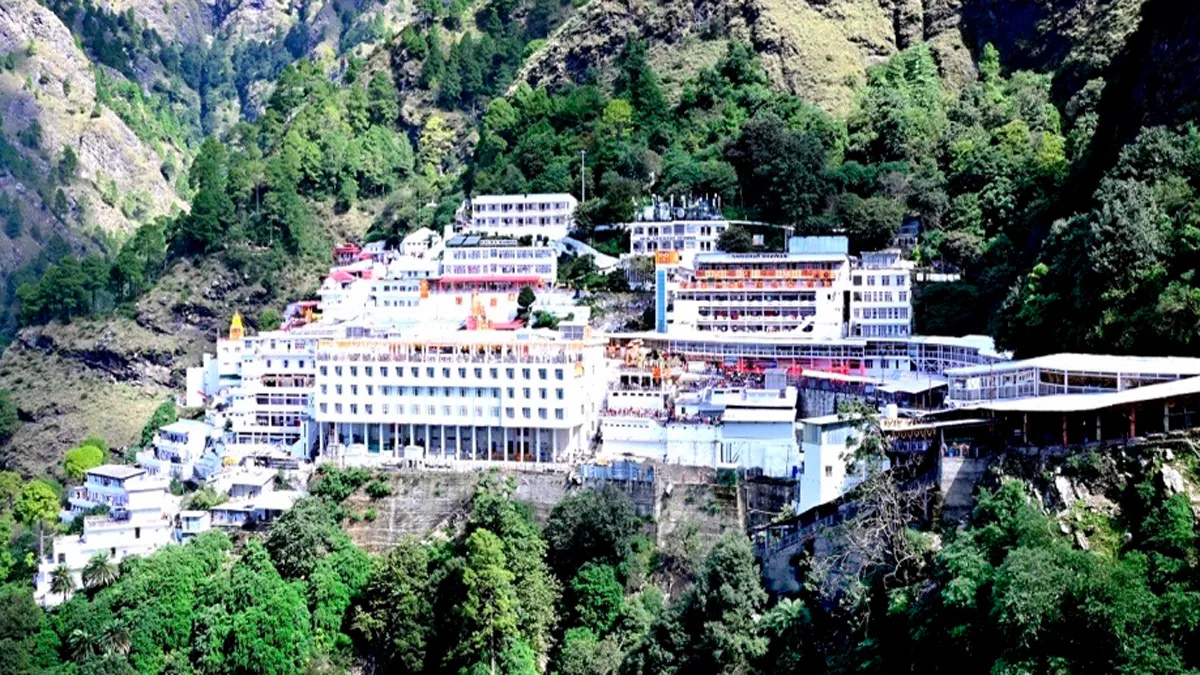 vaishno devi pilgrims 247 registration rfid cards now available in katra