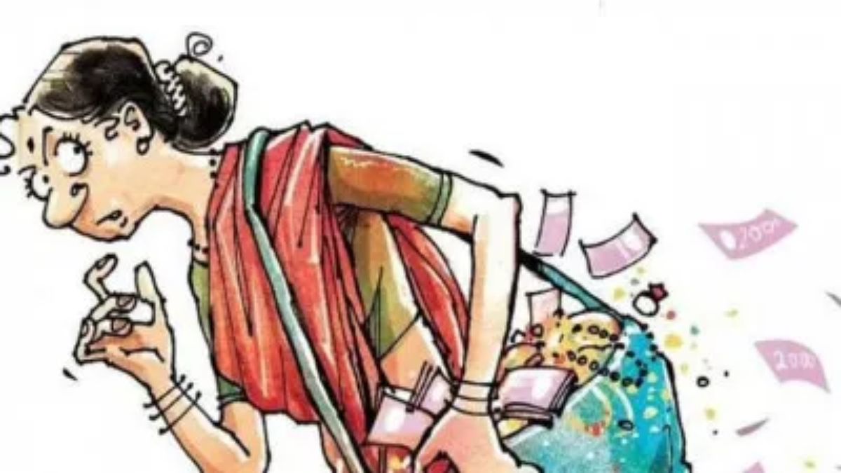 car theft in indirapuram 50000 stolen from parking