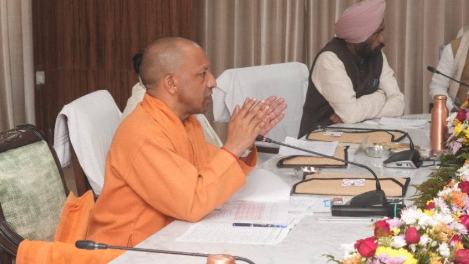 yogi adityanath reviews sir orders accurate voter lists