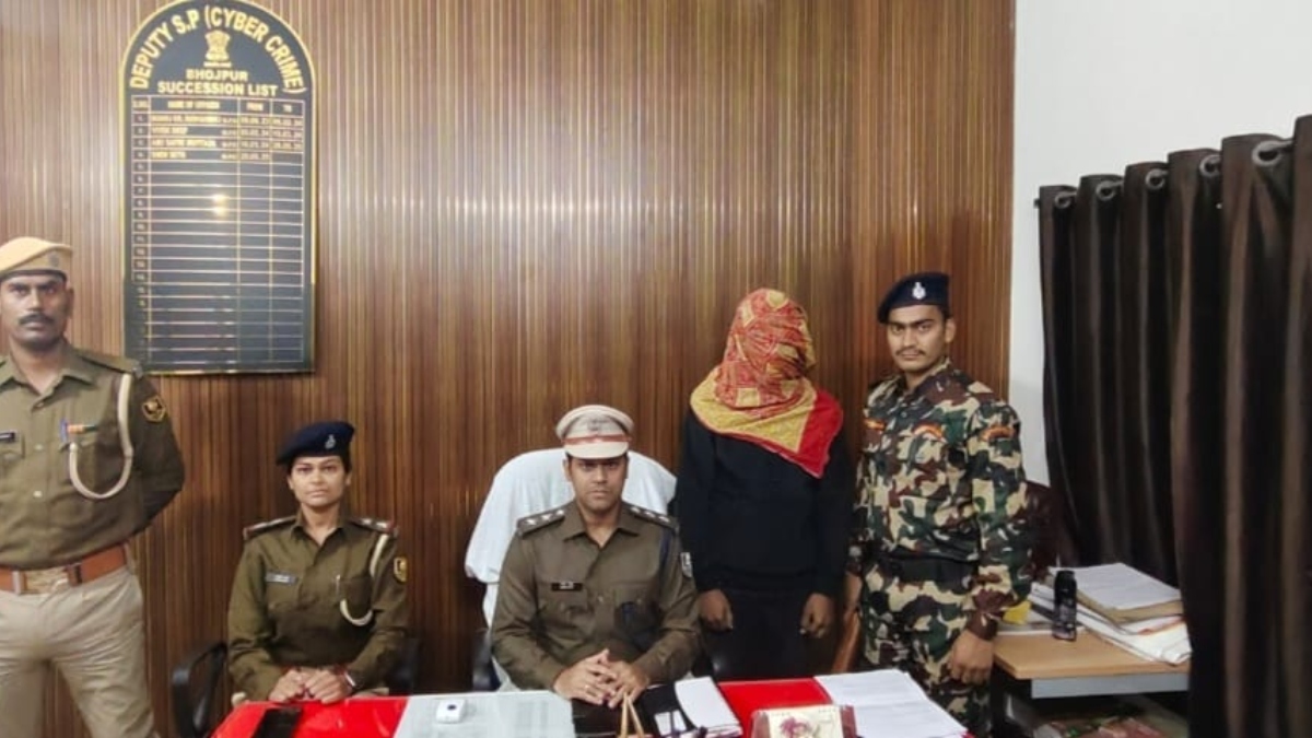 ara thumb scanning fraud gang busted one arrested