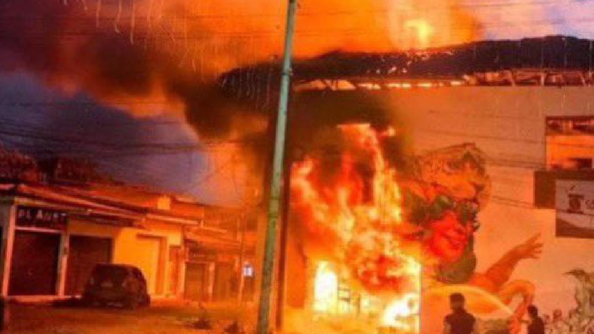 columbia explosion police officers died authorities blame nla guerrilla